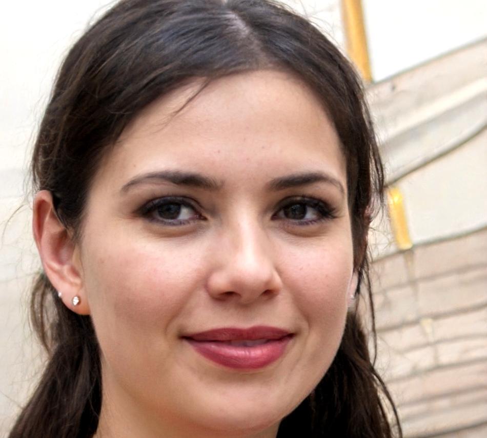 Lead instructor providing personalized feedback during a video editing session